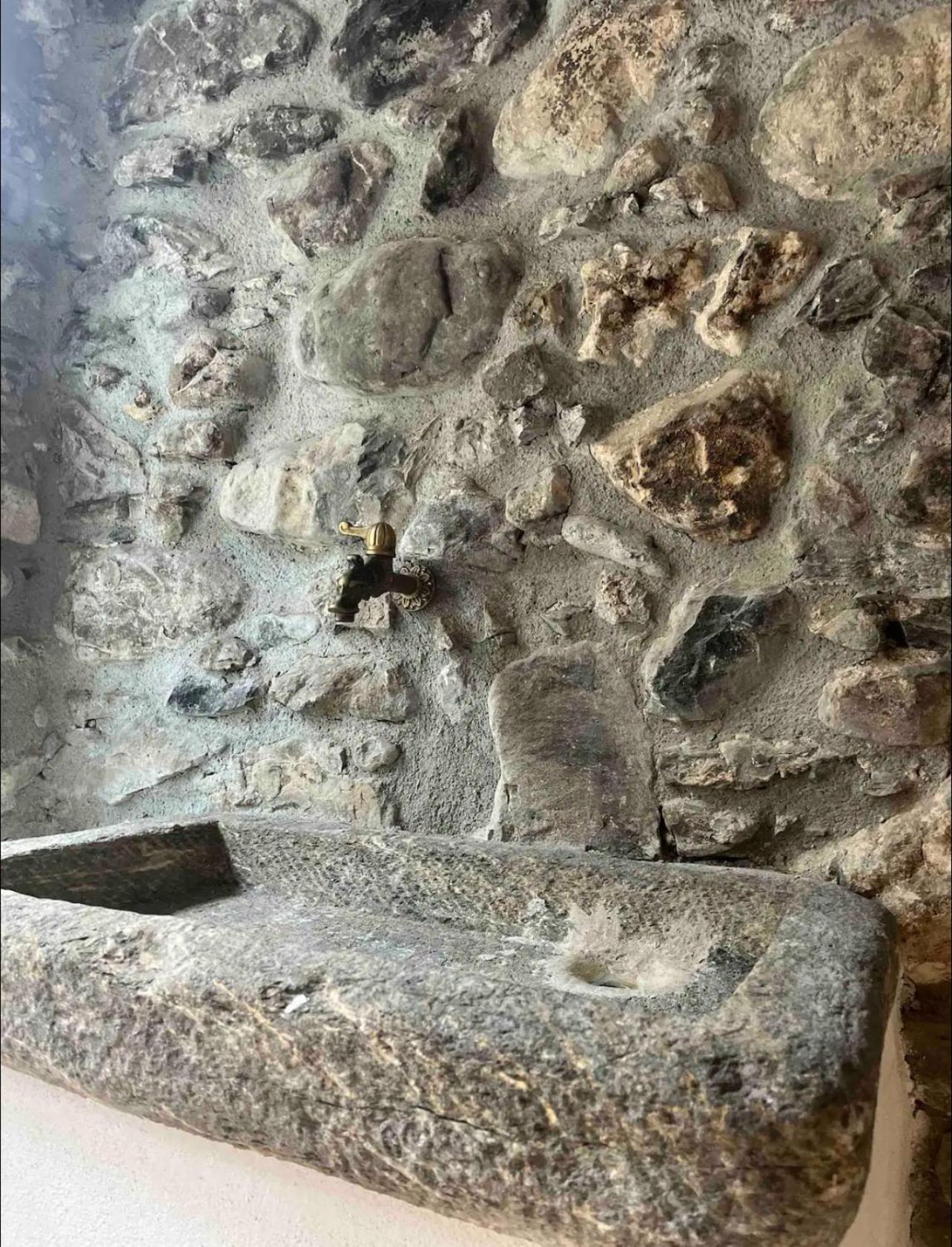 Casa Victoria - Full Equipped Stone House Villa Rocchetta Nervina Kültér fotó